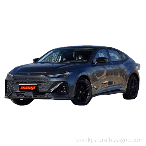 La nuova auto elettrica Intelligent Electric Hybrid del 2023 Changan Uin-V ha un forte sconto sui prezzi nelle vendite a caldo